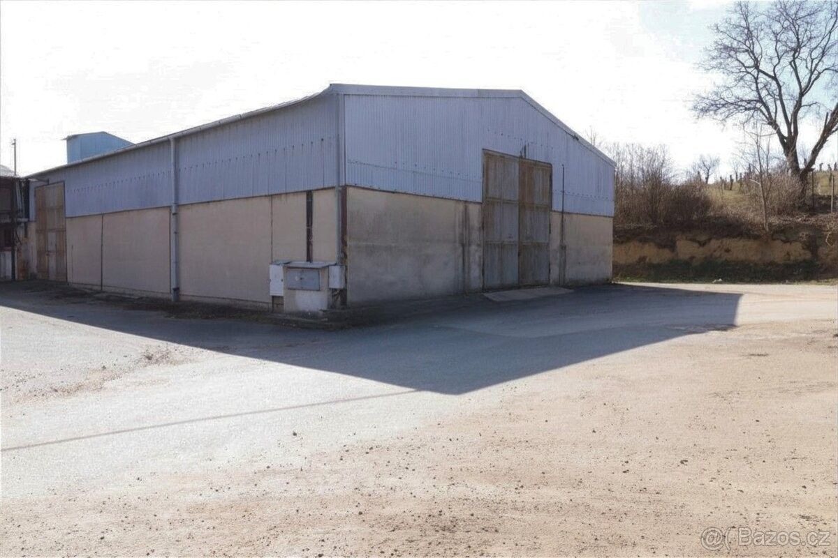 Sklady, Hustopeče u Brna, 693 01 - 1