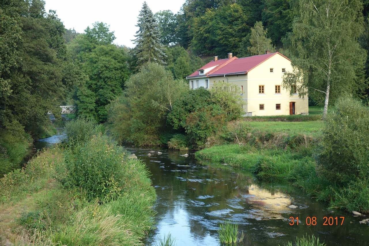 Chaty, Puklice - Petrovice u Jihlavy, Kraj Vysočina - 1