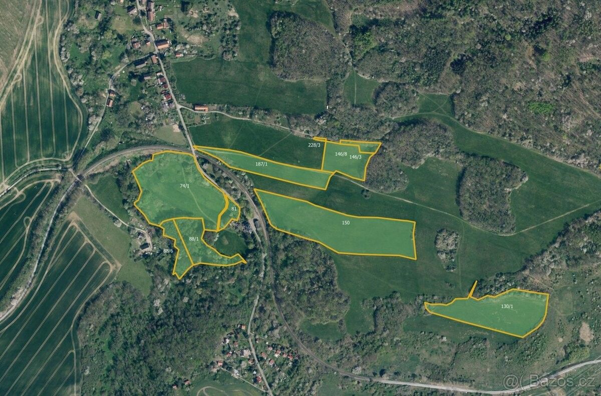 Pozemky pro bydlení, Úštěk, 411 45