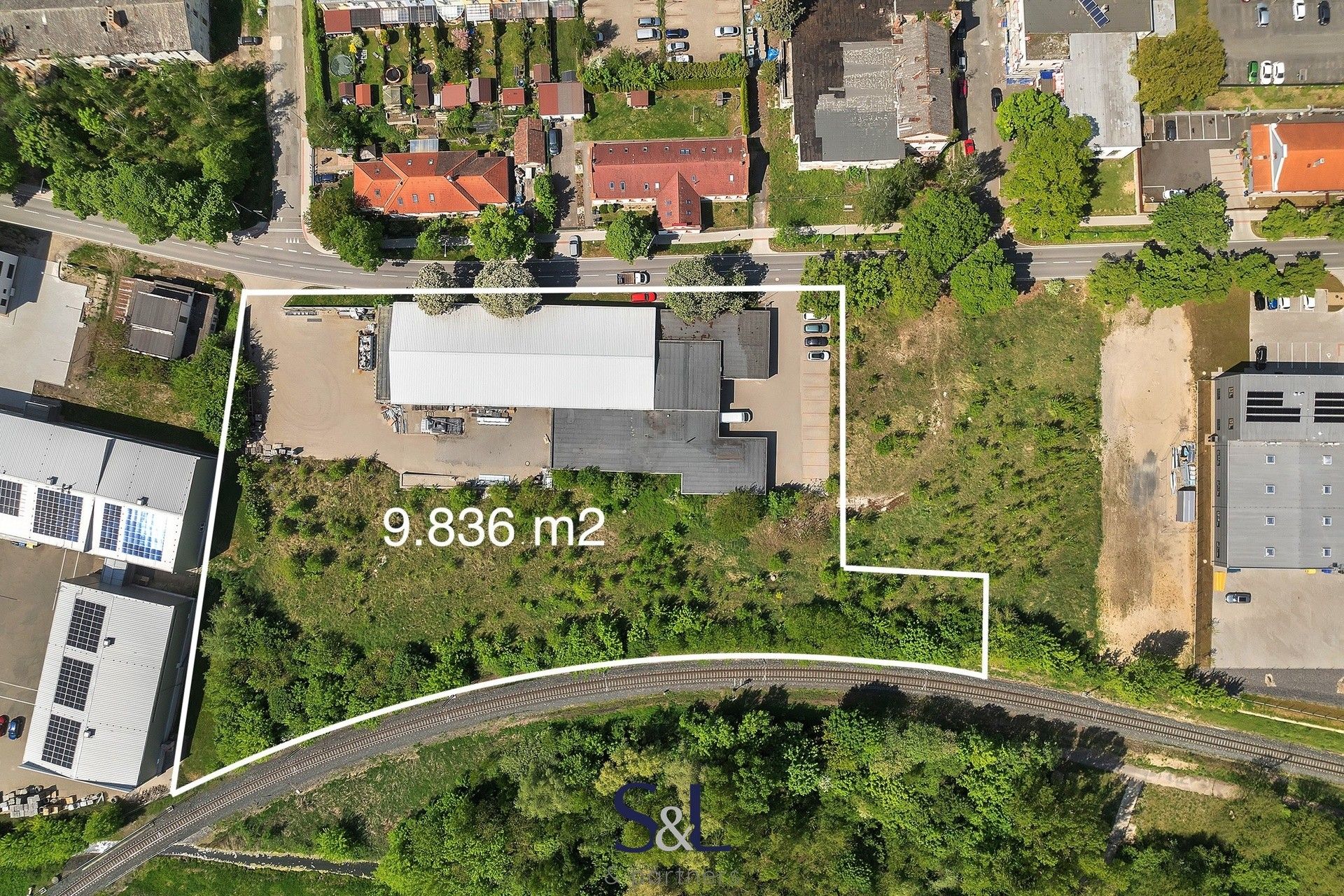 Prodej výrobní prostory - Italská, Milovice, 1 m²