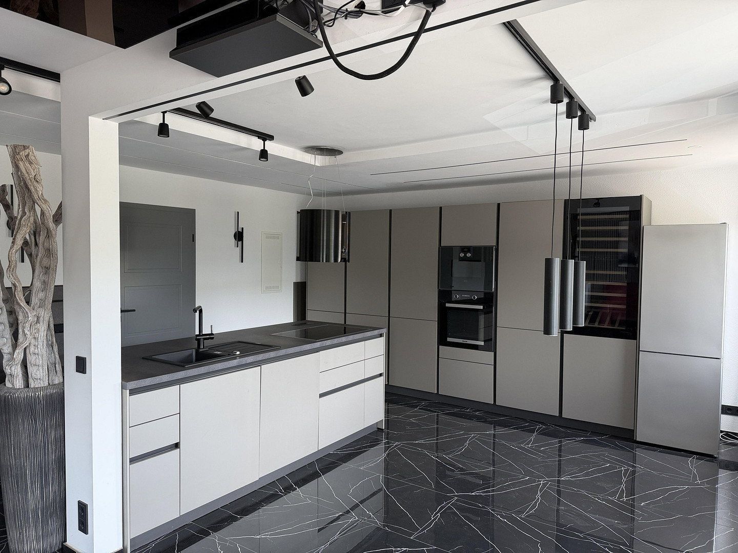 4+1, Berlinerstraße 8, , Bádensko-Württembersko, 90 m² - 1