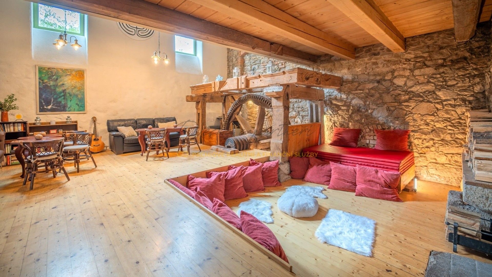 Ubytovací zařízení, Černívsko, Uzeničky, 590 m²