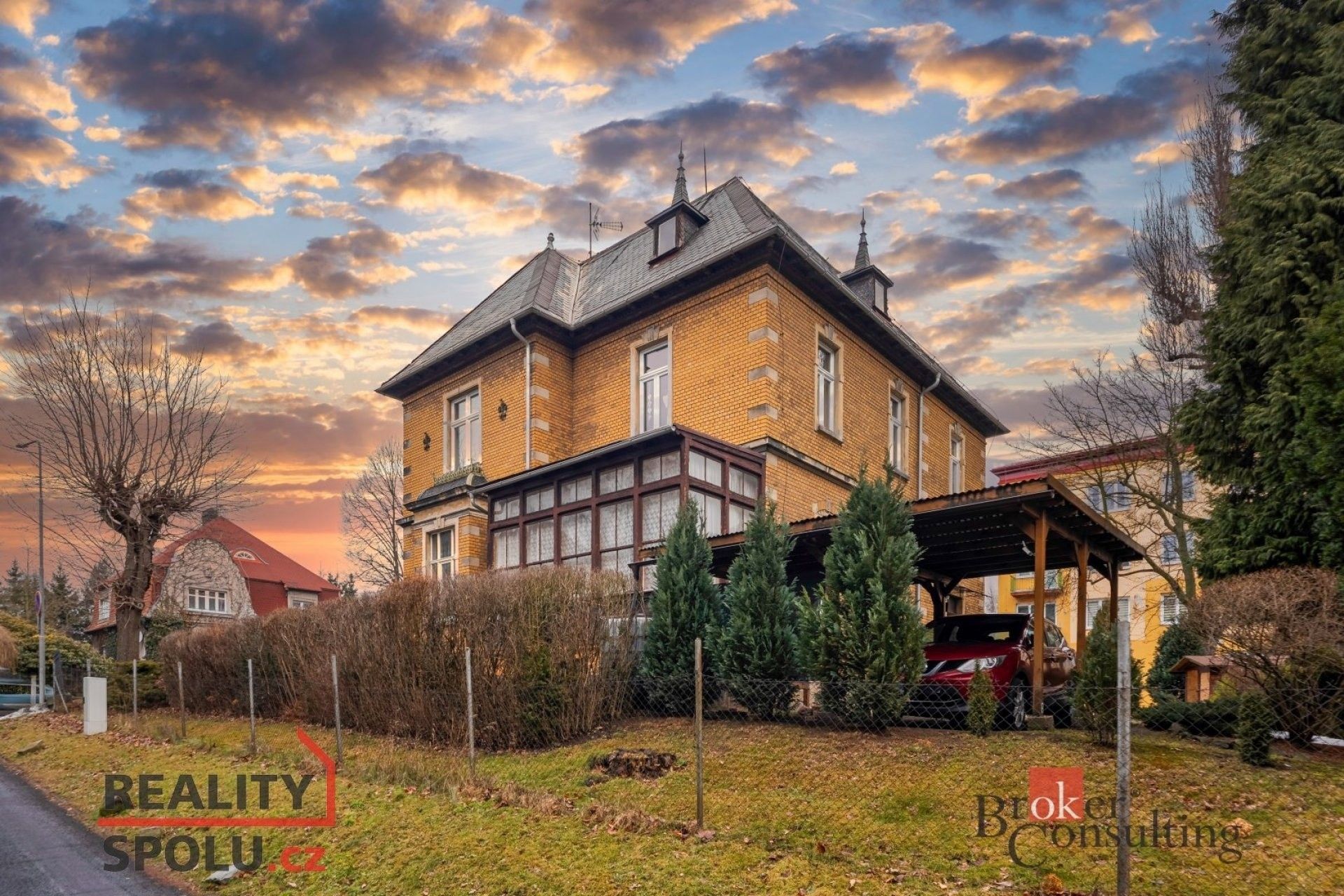 Prodej rodinný dům - Legií 1395, Varnsdorf, 262 m²