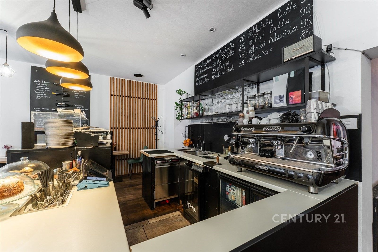 Restaurace · 173 m² · Francouzská 966, Praha Vinohrady - 4