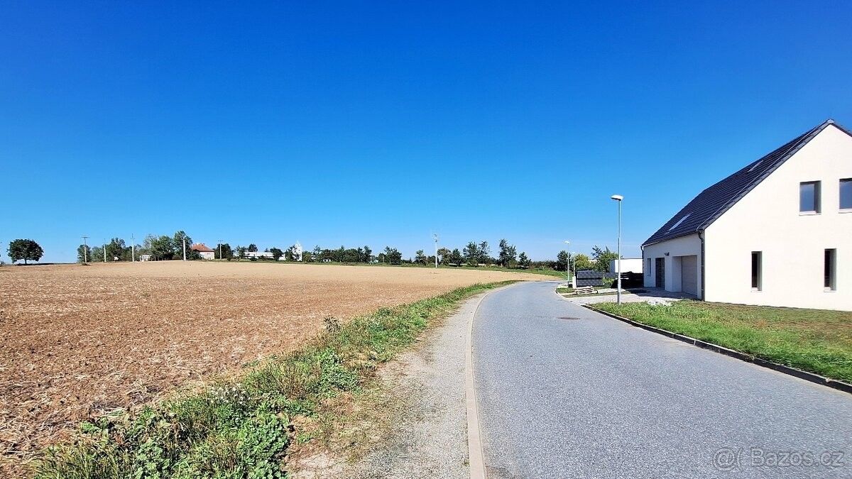 Pozemky pro bydlení, Hrušovany u Brna, 664 62