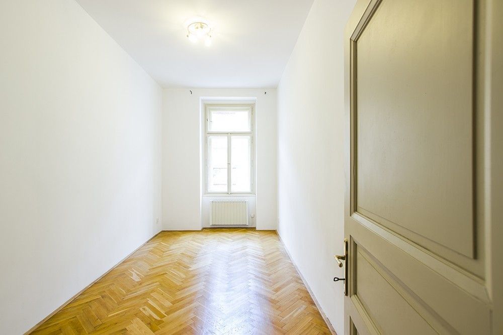 Byt 2+1 · 54 m² · U Akademie, Praha - Bubeneč - 4