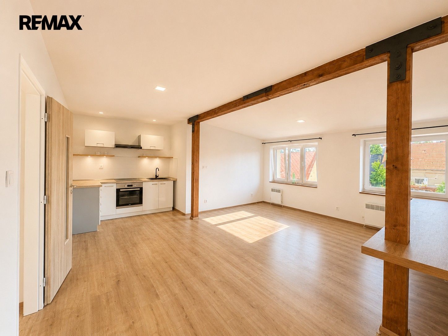 2+kk, Hrozenkovská 6, Praha Zličín, 55 m² - 1