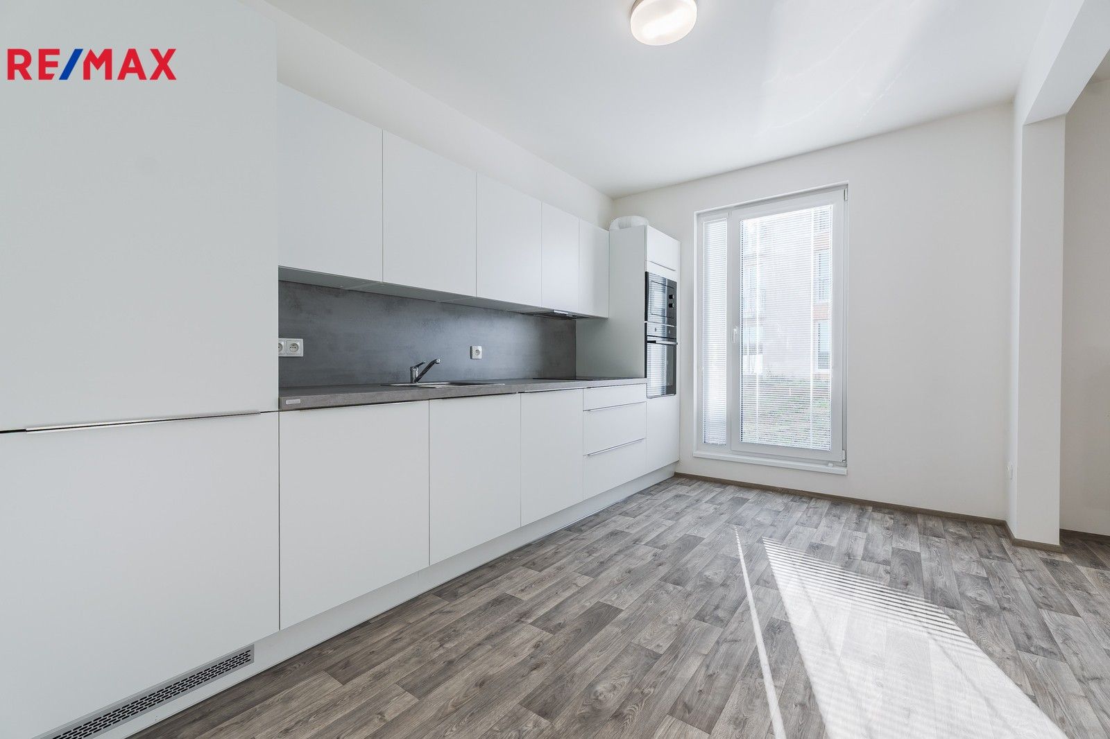 2+kk, Vestecká, Nehvizdy, 55 m²