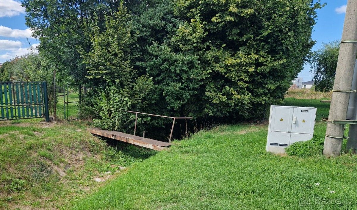 Zahrady, Dašice v Čechách, 533 03 - 2