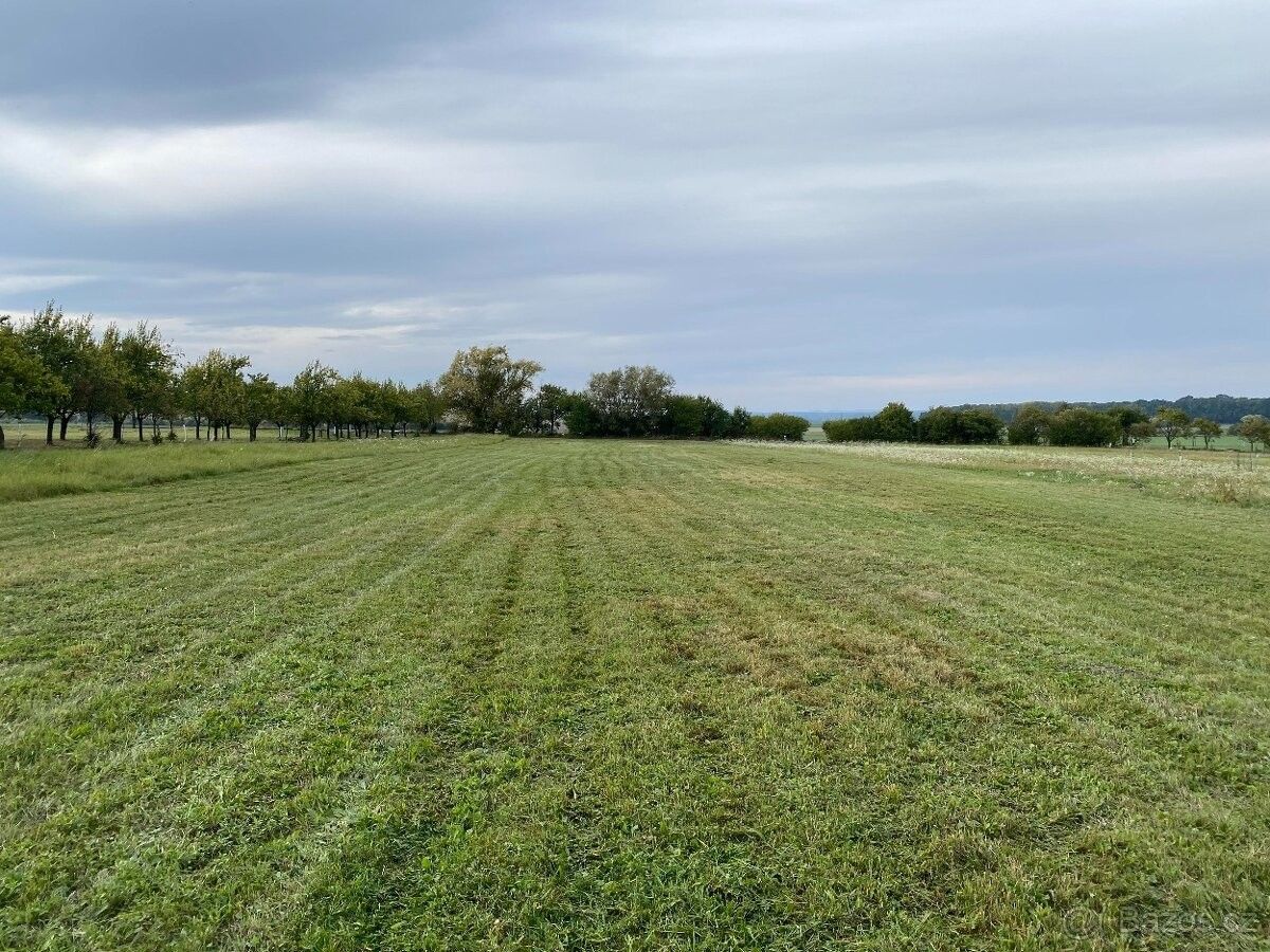 Prodej zahrada - Strážnice, 696 62