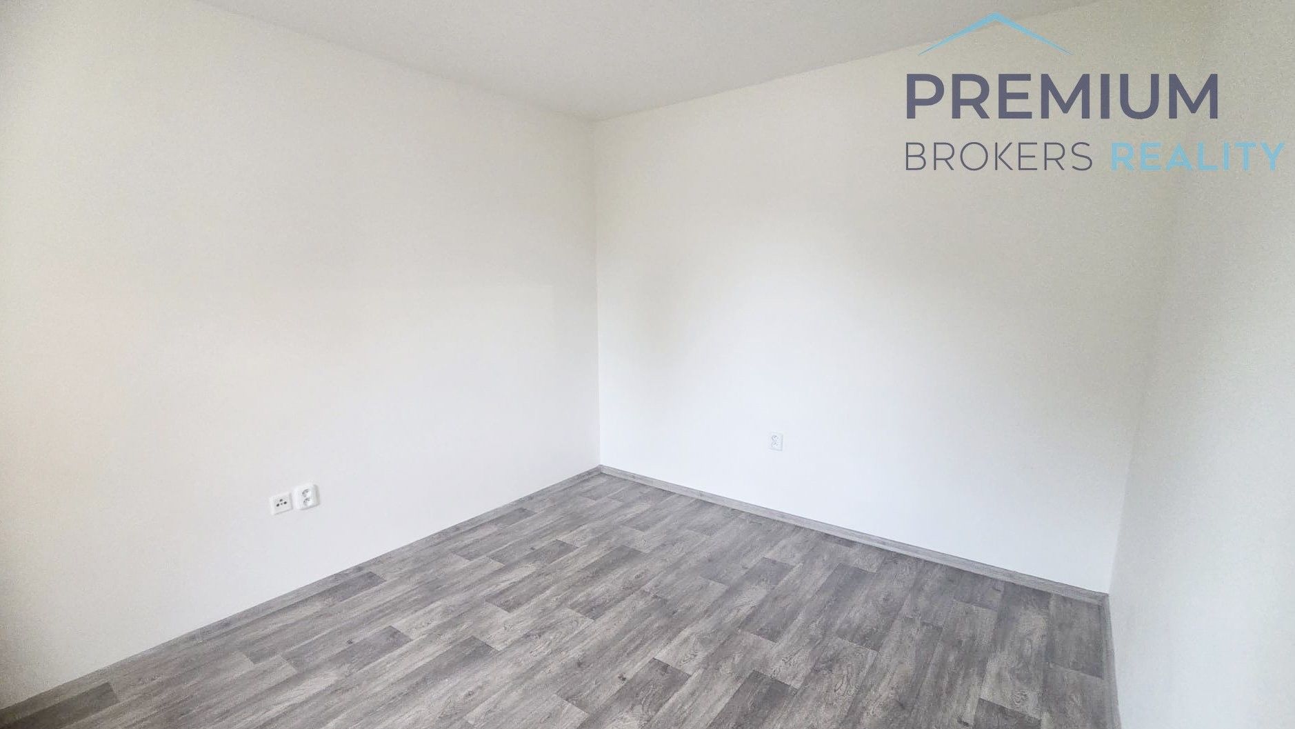 Pronájem rodinný dům - Hořín, 72 m² - 5