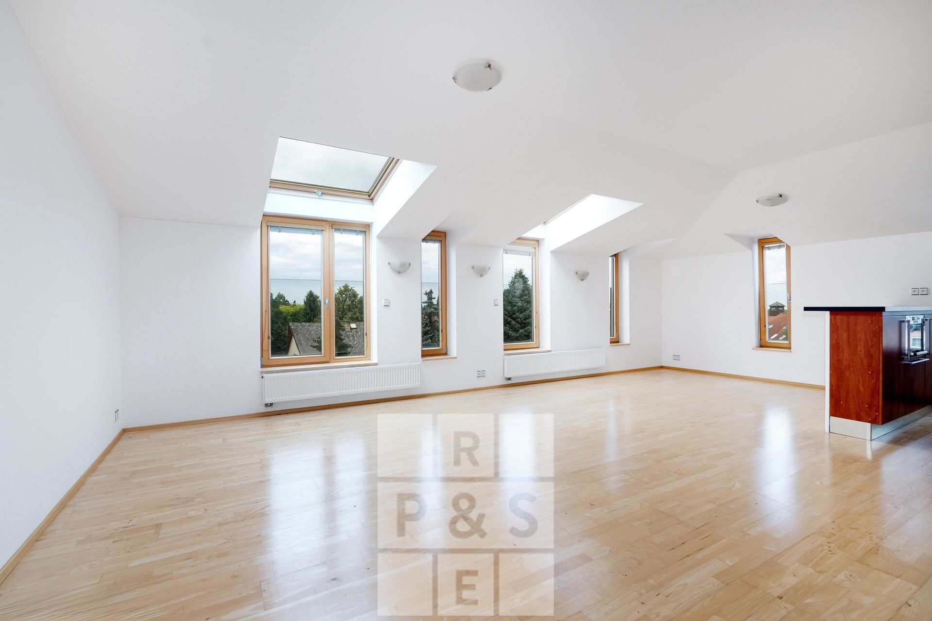 Prodej byt 4+kk - Uhříněveská, Průhonice, 134 m²