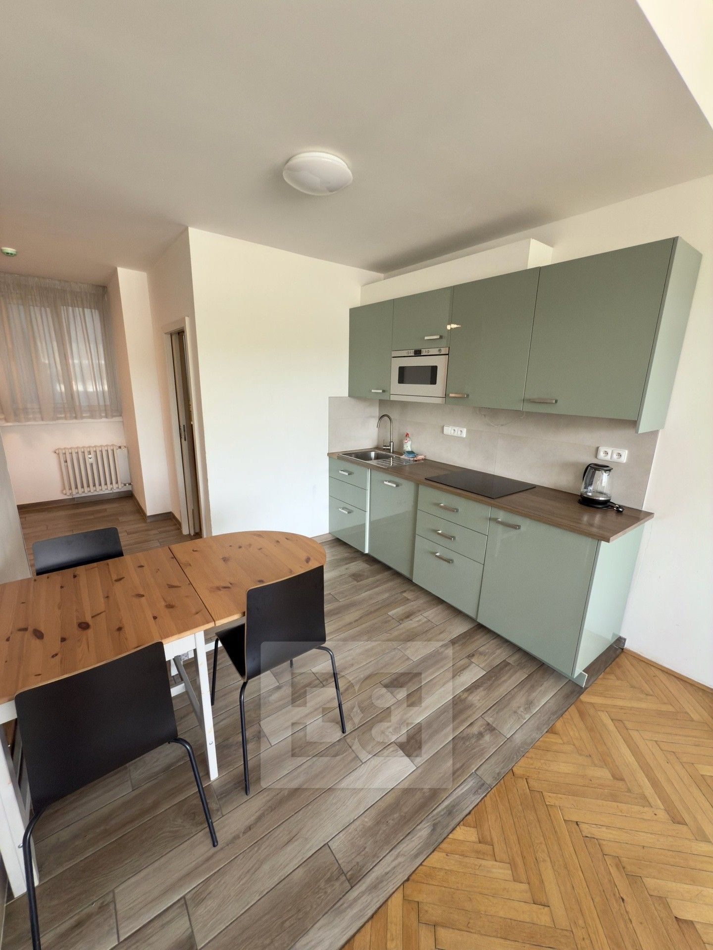 Pronájem byt 3+1 - Revoluční, Praha, 82 m²