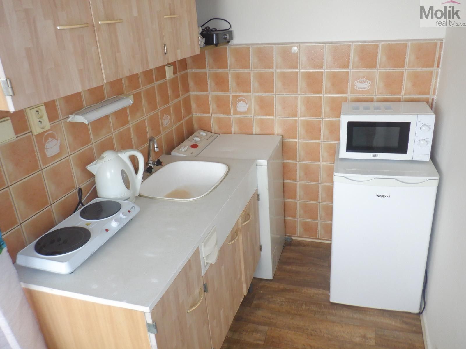 1+kk, Březenecká, Chomutov, 28 m²