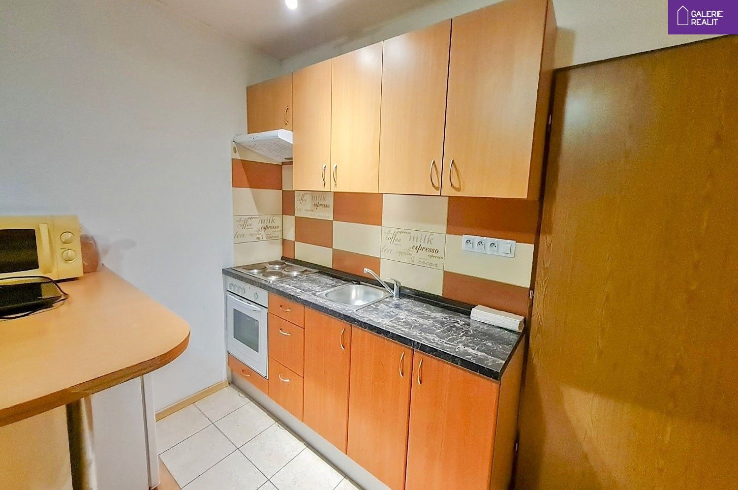 Pronájem byt 1+kk - Budovatelů, Přerov, 26 m²