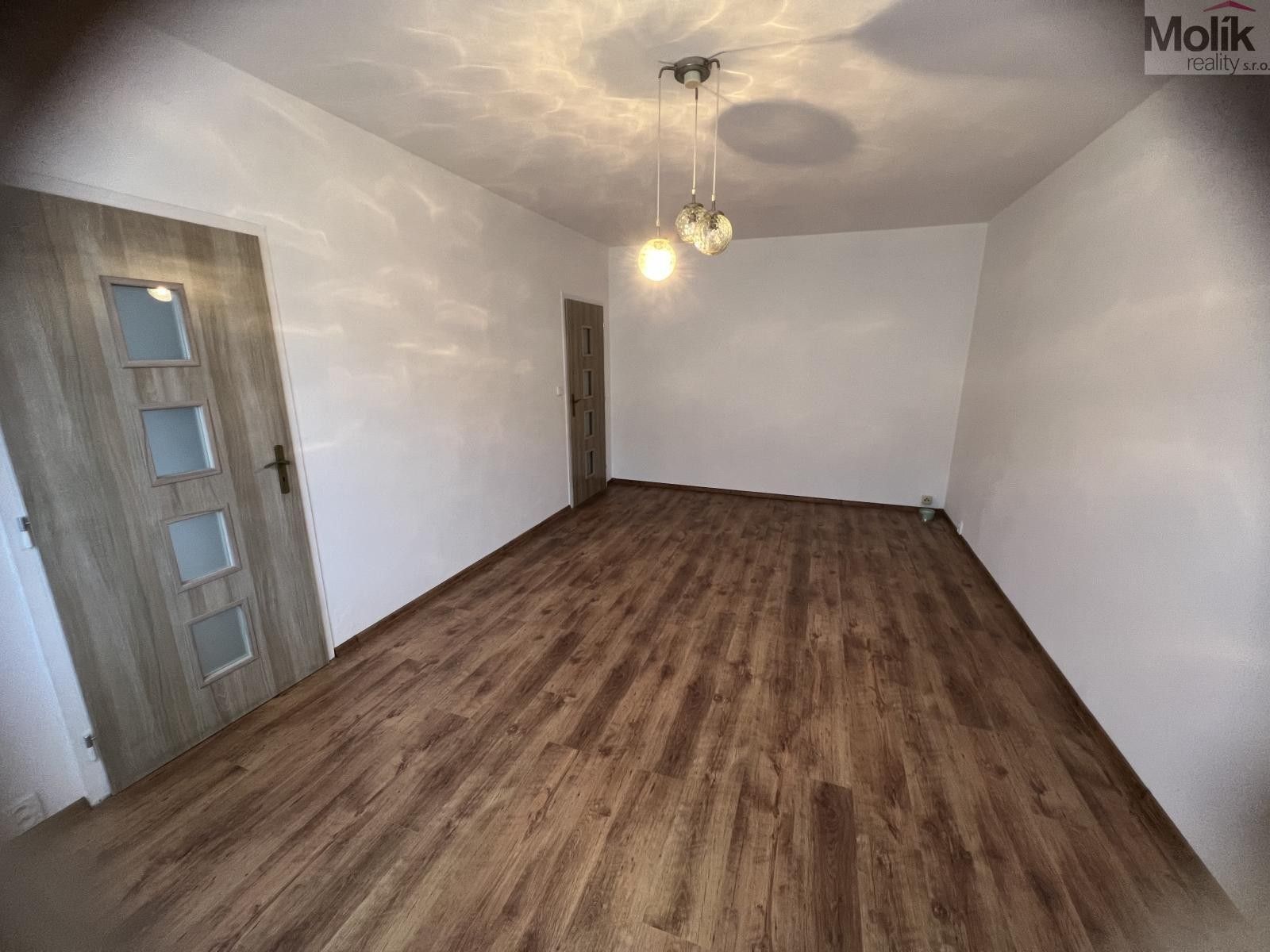 Prodej byt 2+1 - Karla Čapka, Krupka, 61 m² - 5