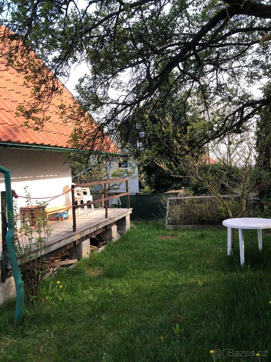 Prodej chata - Praha, 130 00