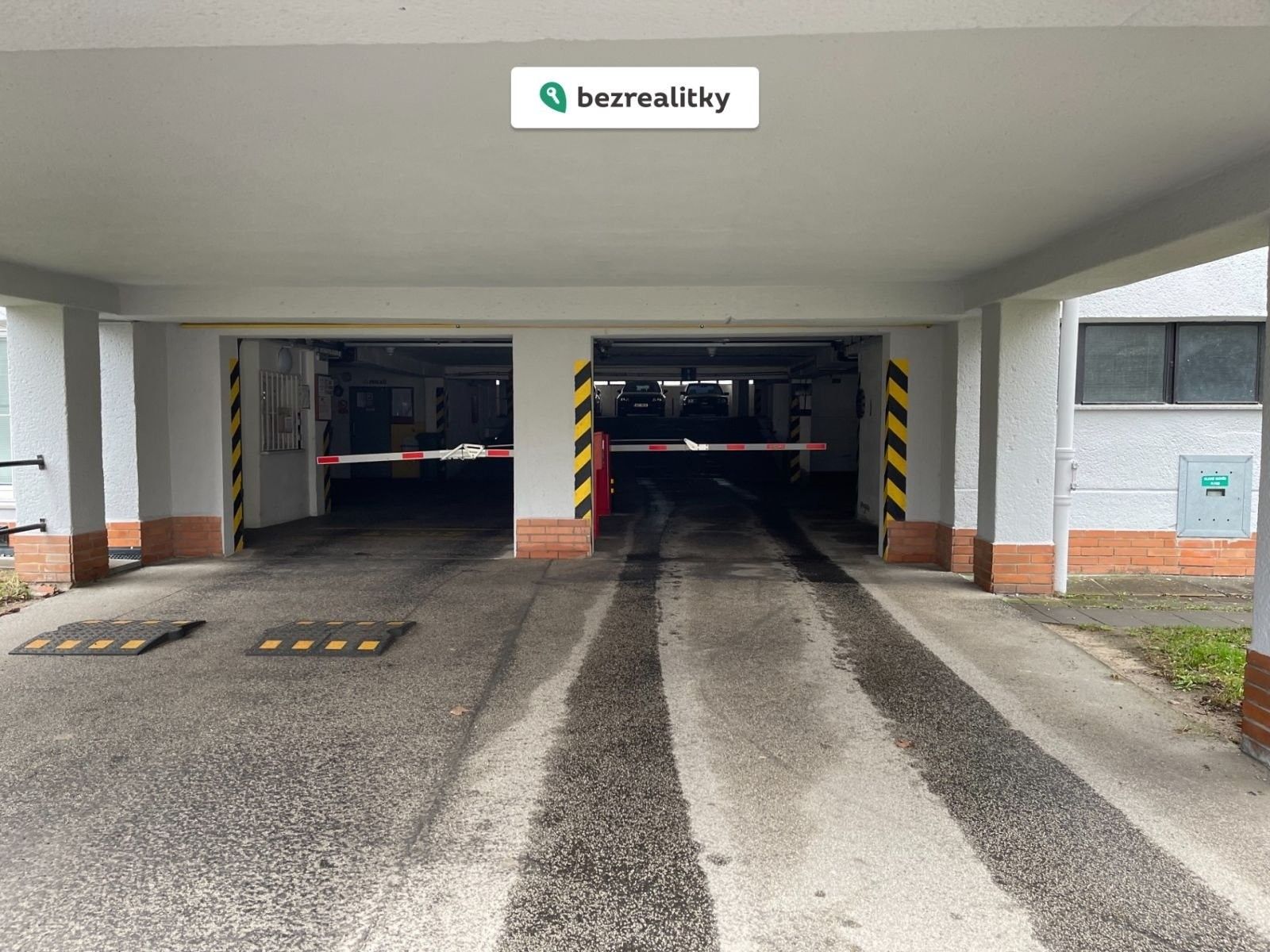 Prodej garáž - Voroněžská, Brno, 13 m²