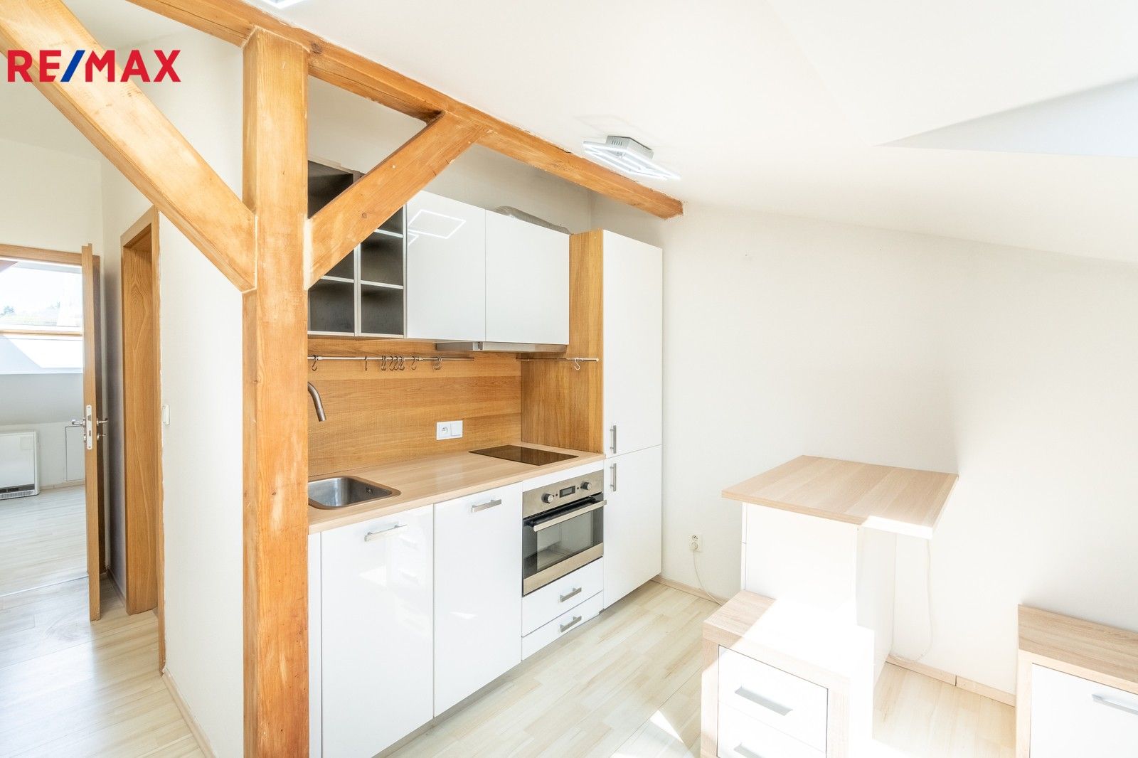 Pronájem byt 2+kk - Davídkova, Praha, 40 m²