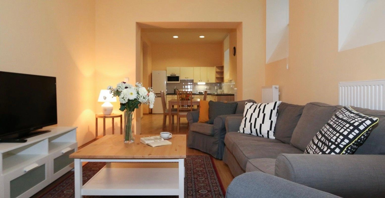 3+kk, Belgická 138/3, Praha, 100 m²