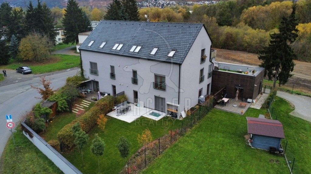 3+kk, K Radotínu, Praha, 476 m²