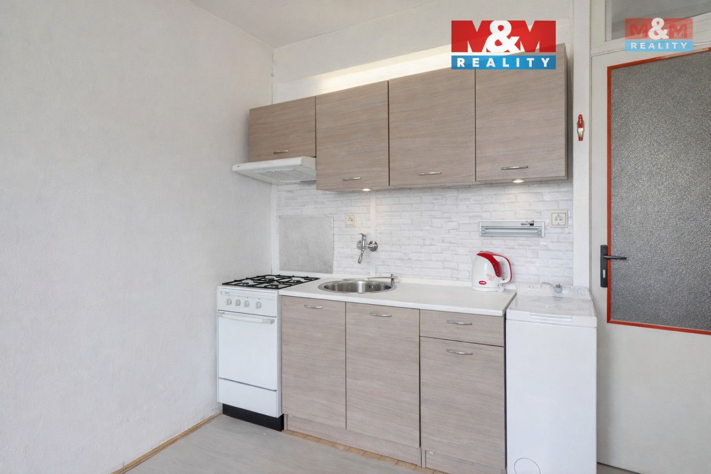 1+1, Tovární, Luby, 38 m²
