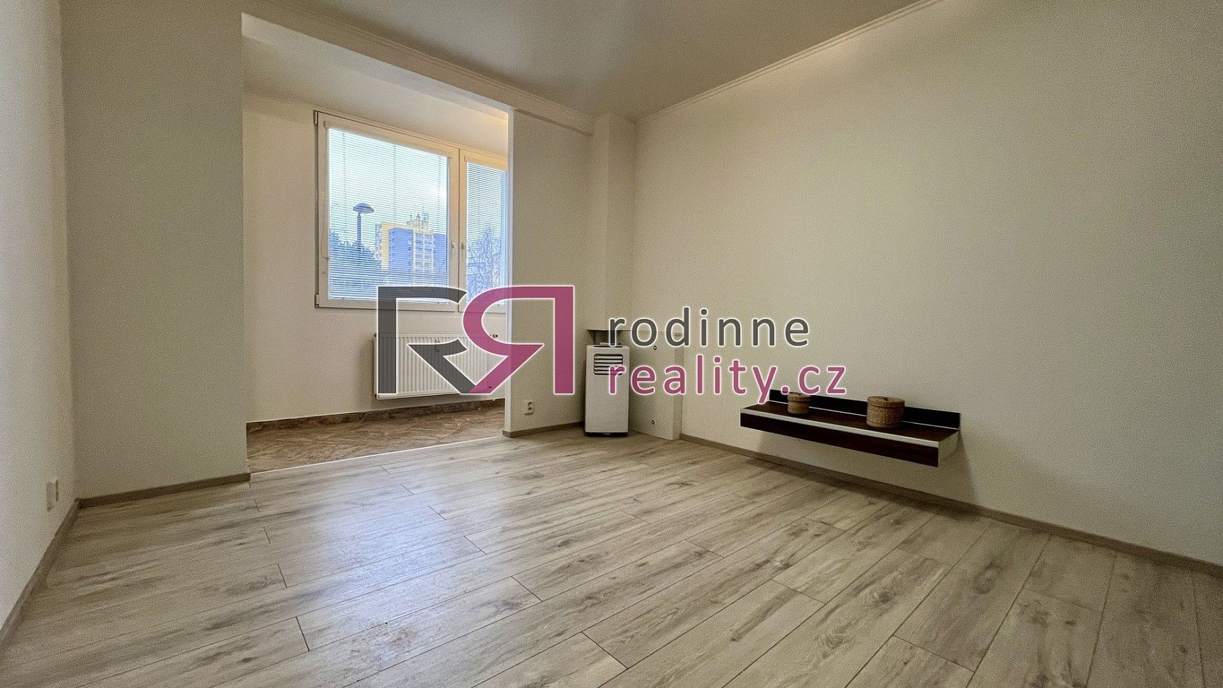 Pronájem byt 1+kk - Kuželova, Praha 9 - Letňany, 20 m² - 5