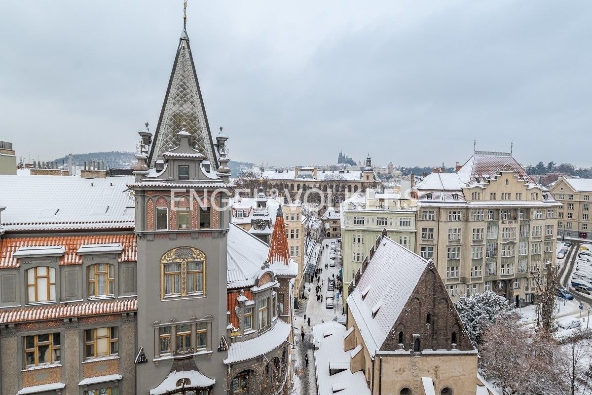 Pronájem byt 4+1 - Pařížská, Praha, 223 m²