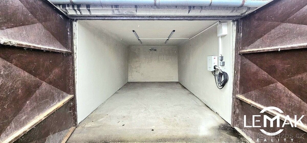 Pronájem garáž - Olomouc, 779 00