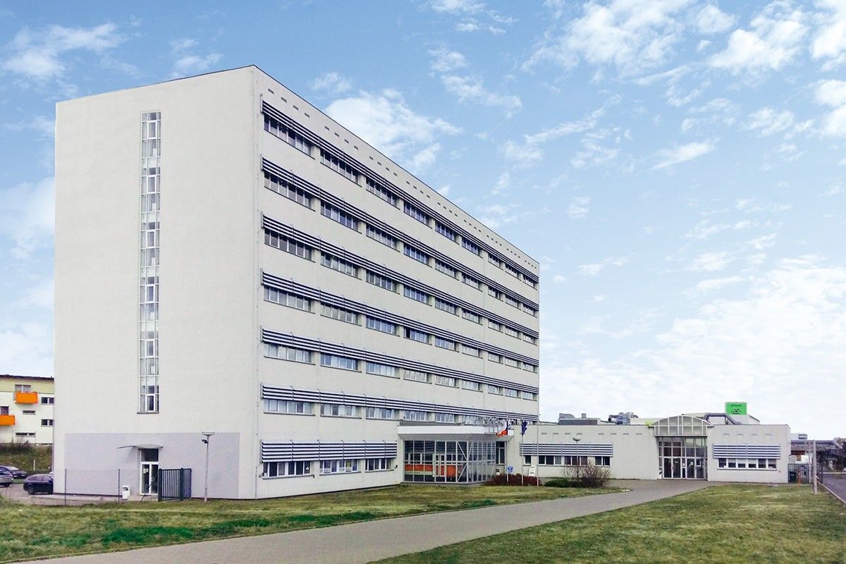 Pronájem kancelář - Ringhofferova, Praha, 384 m² - 5