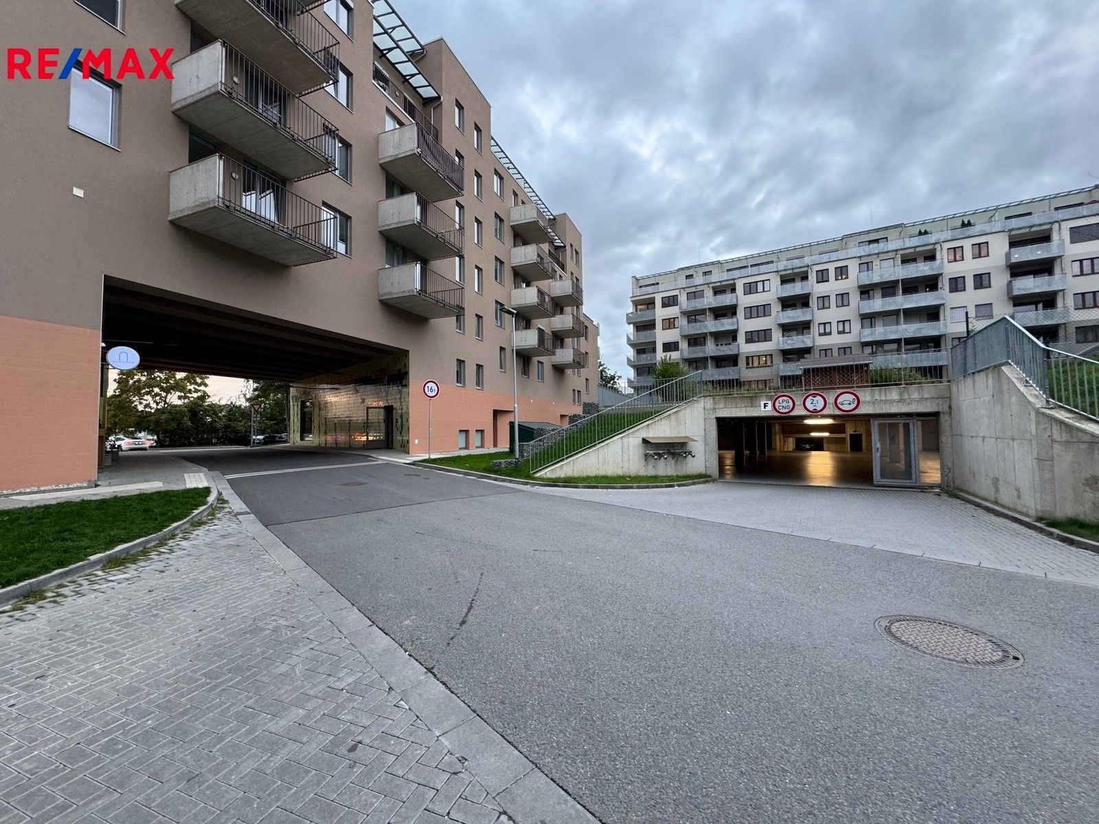 Pronájem ostatní - Camilla Sitteho, Olomouc, 13 m²