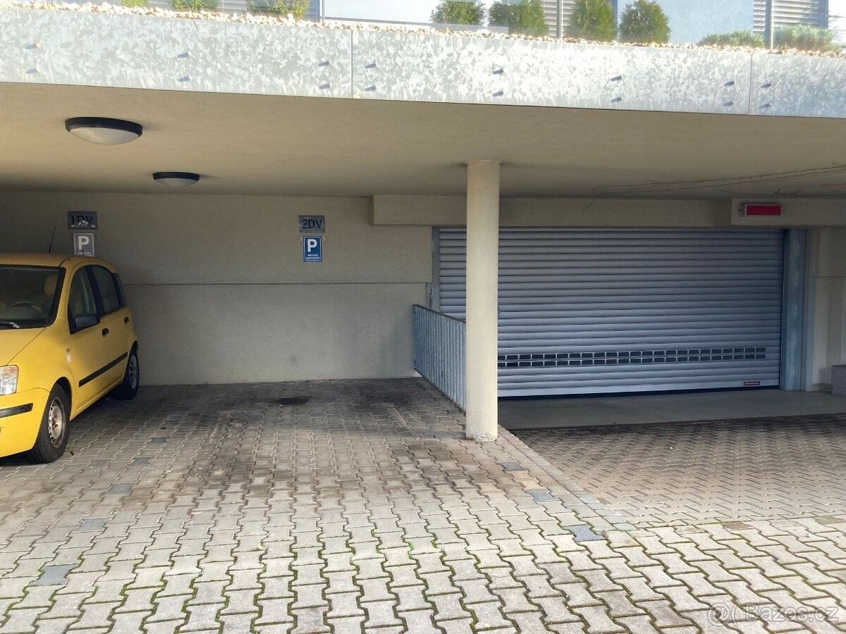 Garáže, Praha, 190 00