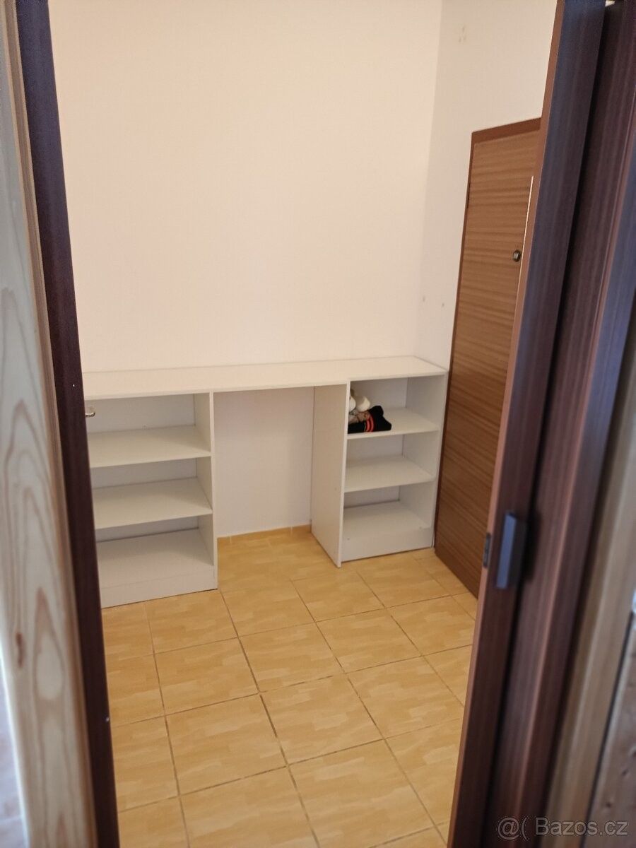 Byty, Tanvald, 468 41