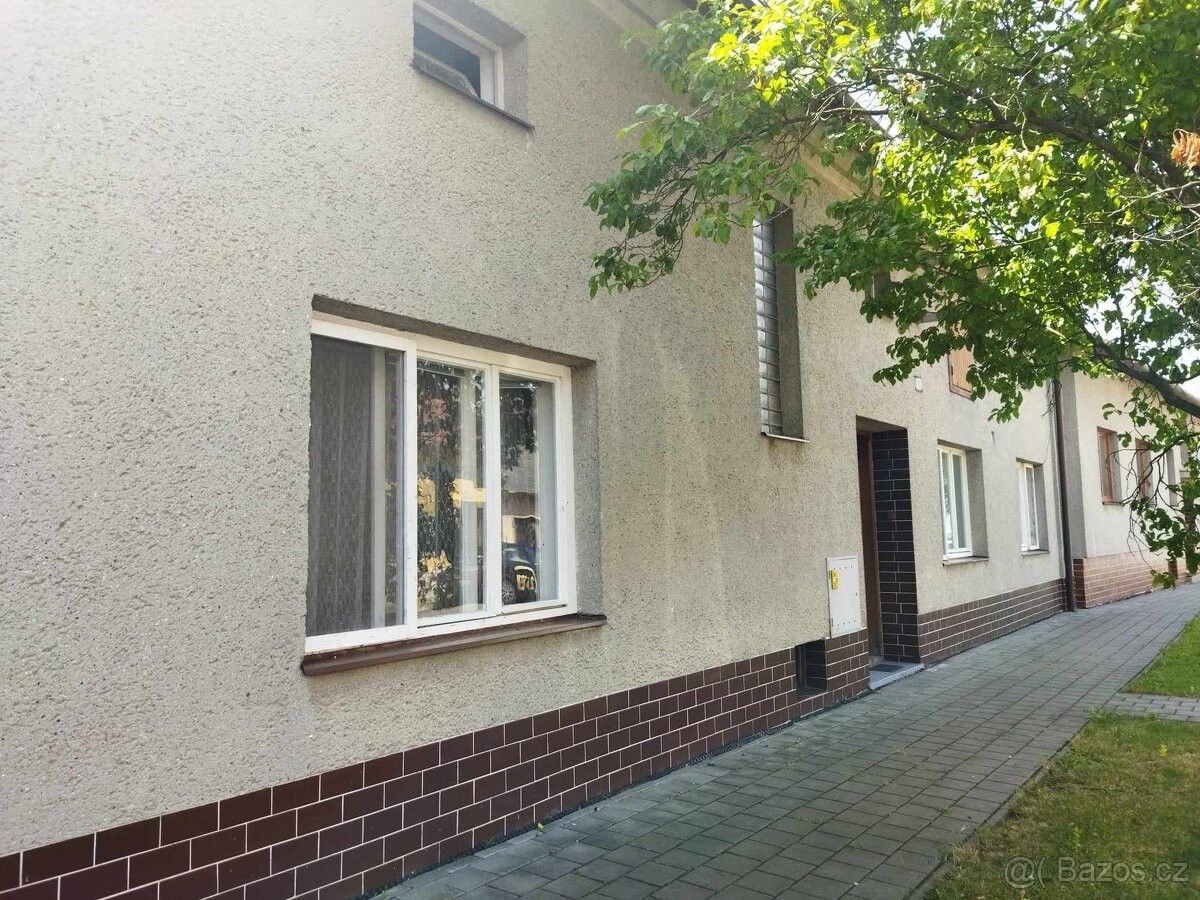 Prodej dům - Holešov, 769 01, 400 m²