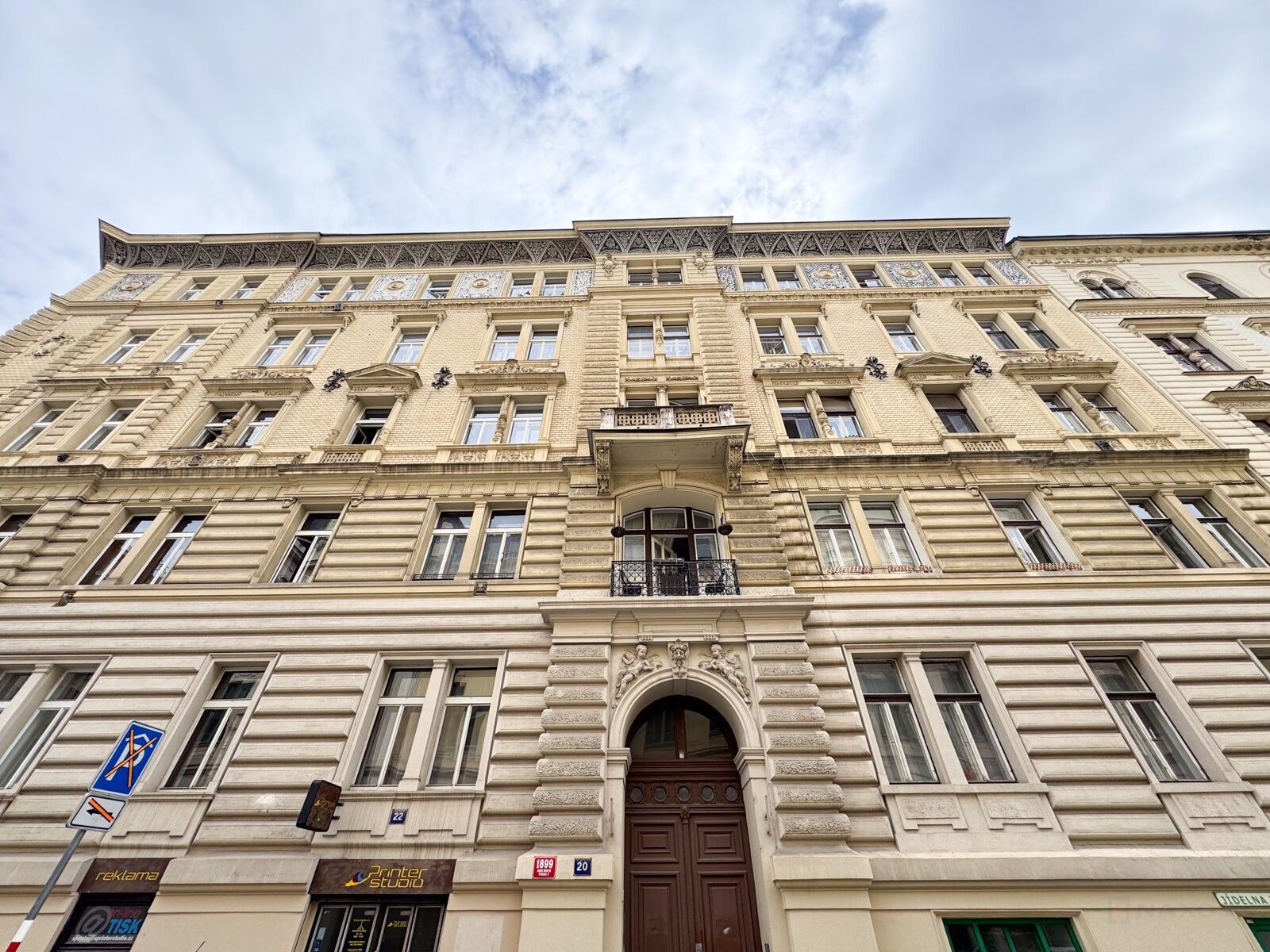 2+1, Trojanova , Praha Nové Město, 74 m² - 1