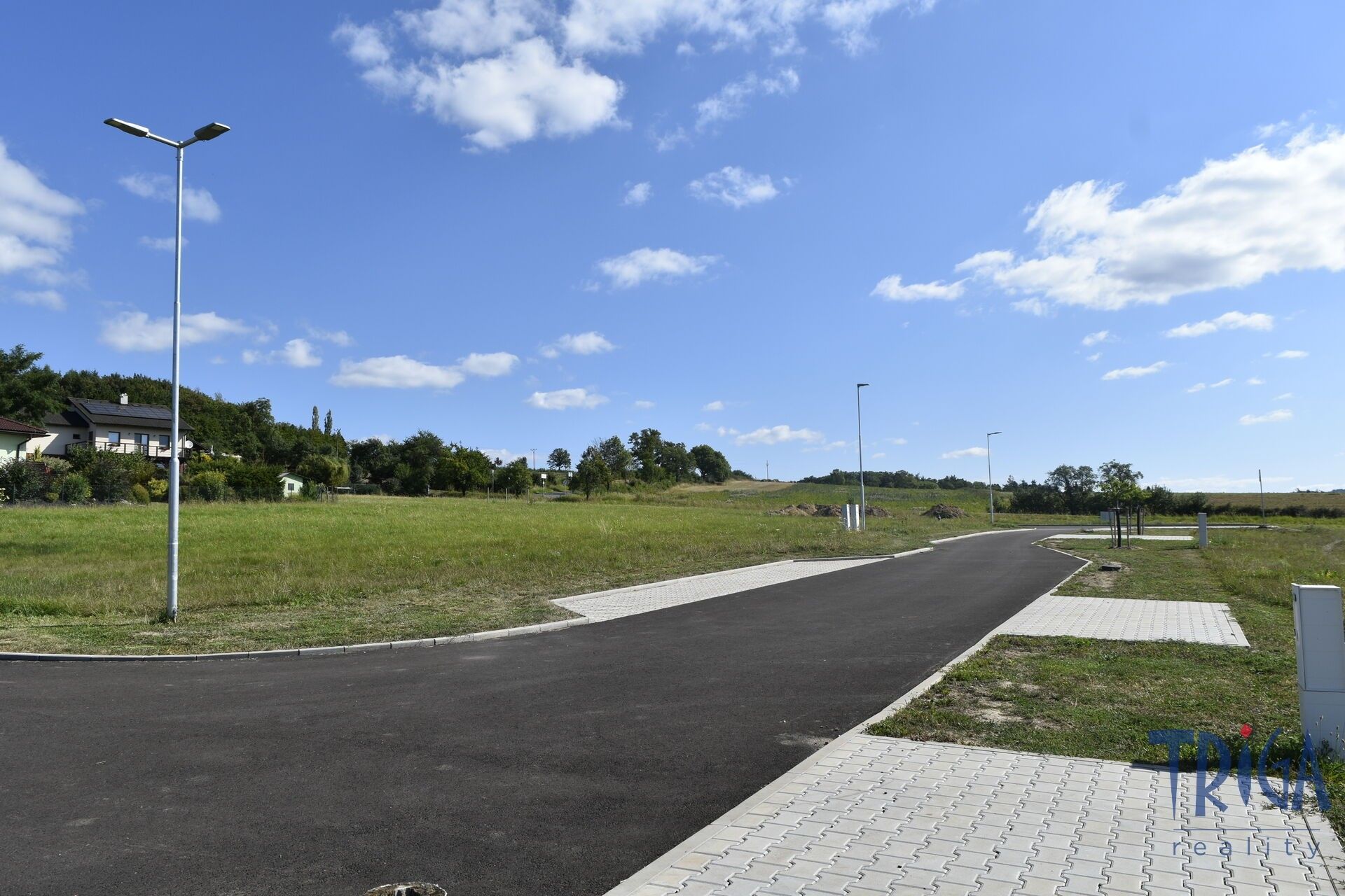Pozemky pro bydlení, Žernov, 1 216 m² - 1