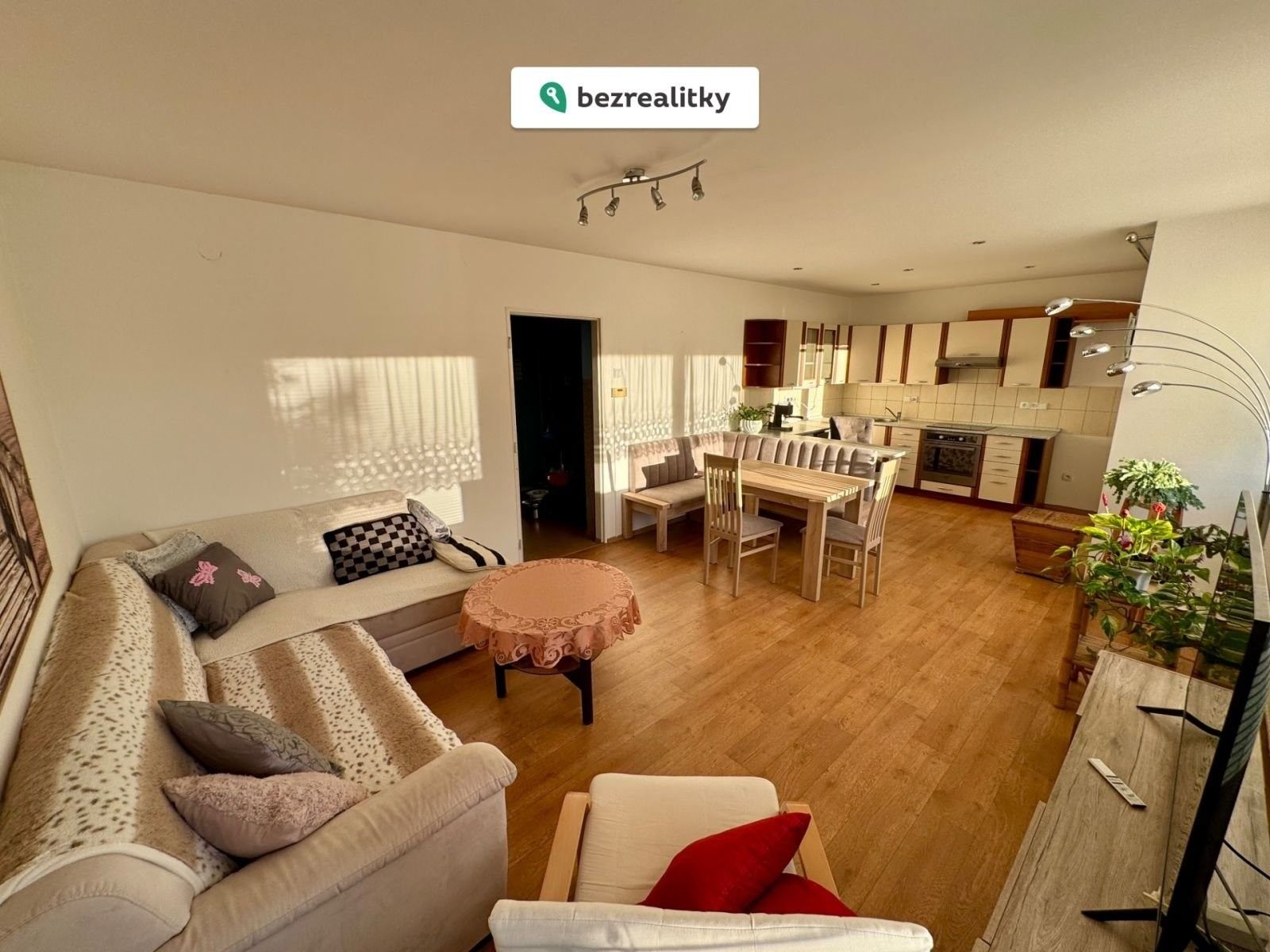 Prodej rodinný dům - Kounice 774, Horní Slavkov, 107 m²