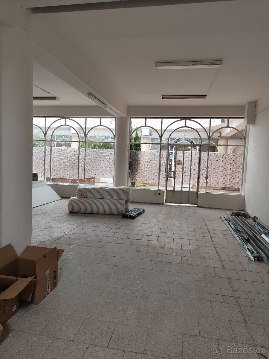 Obchodní prostory, Šternberk, 785 01