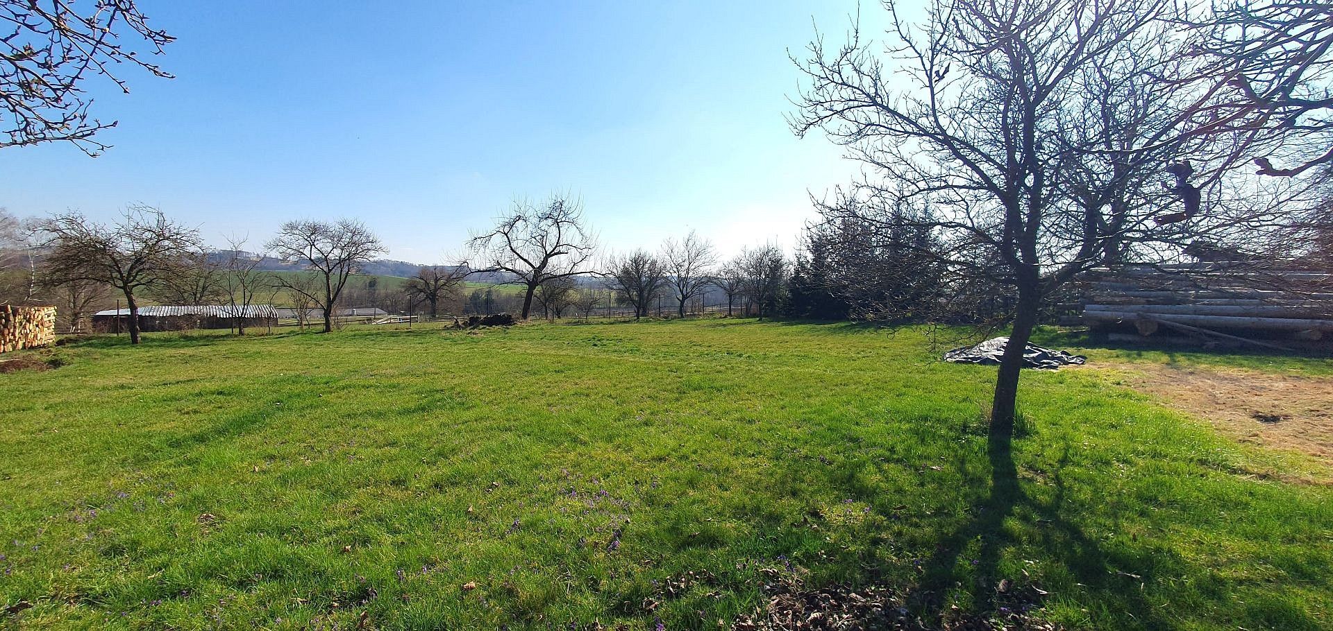 Pozemek pro bydlení, 961 m²