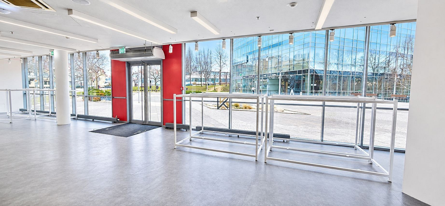 Obchodní prostory · 239 m² · Praha - Holešovice, okres Praha 7, Hlavní město Praha - 3