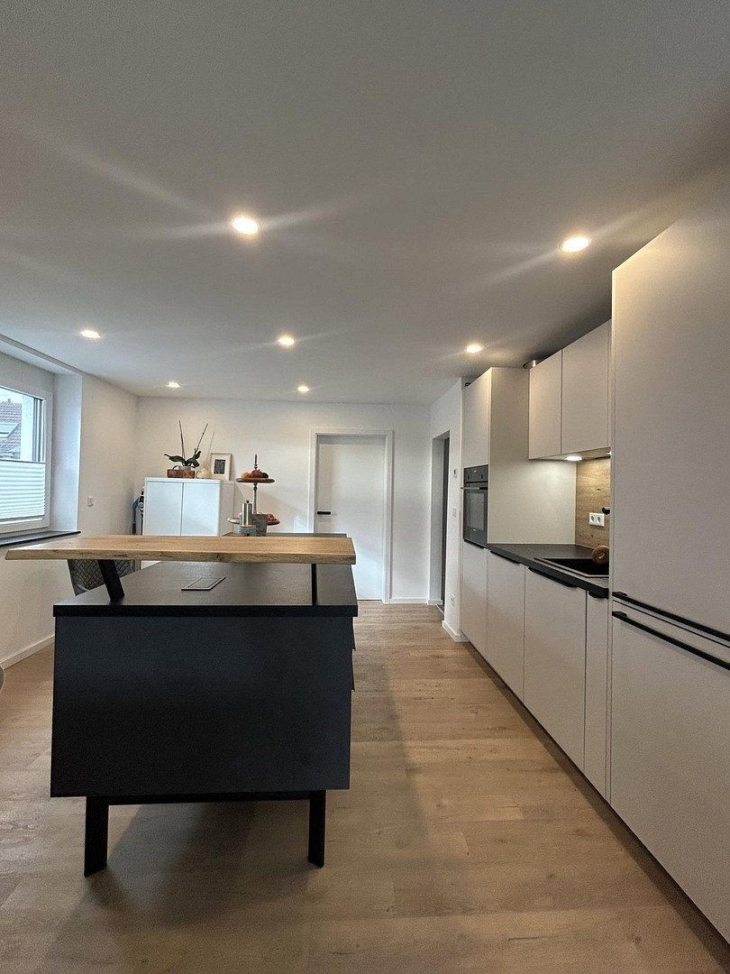 Prodej byt 3+1 - , Bádensko-Württembersko, 93 m² - 5