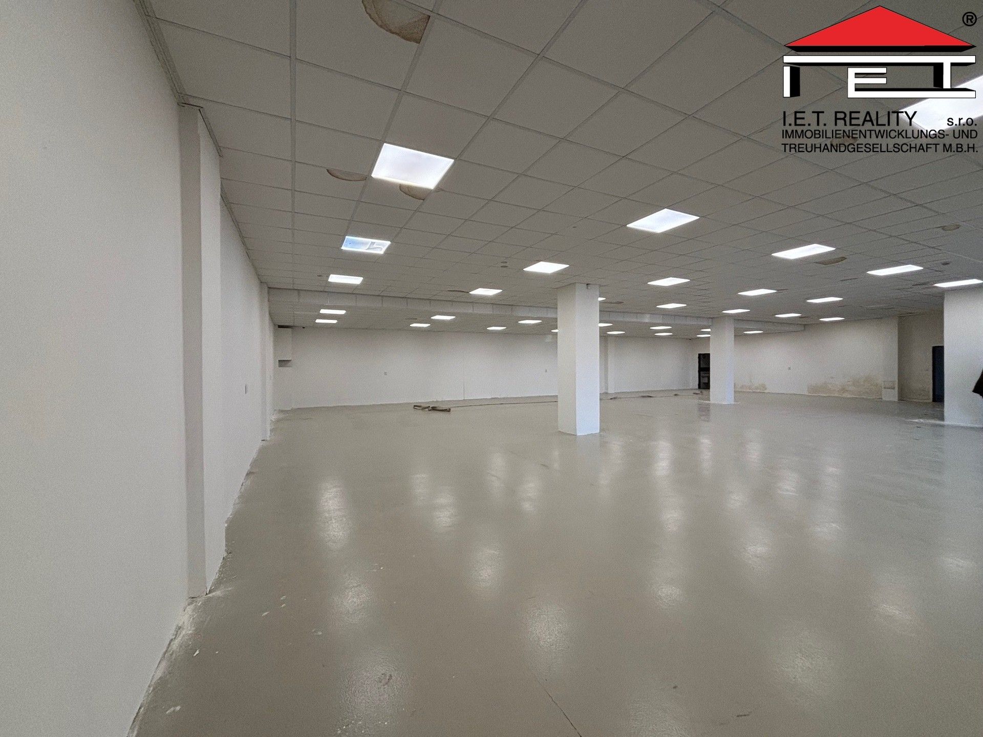 Pronájem sklad - Slovenská, Ostrava, 482 m²