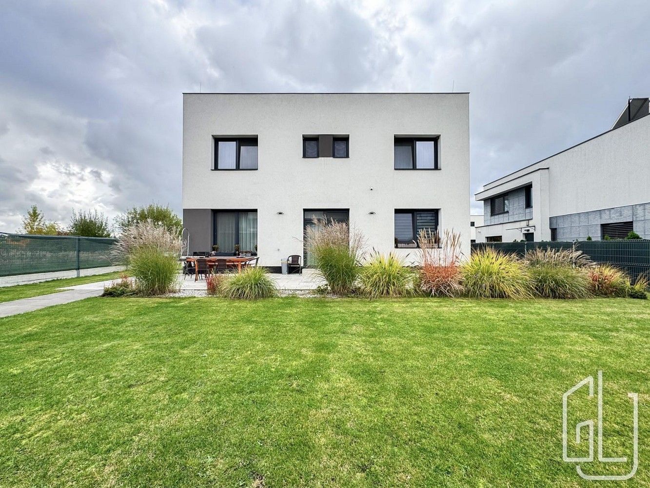 Rodinné domy, Praha - Černý Most, okres Praha 14, Hlavní město Praha, 260 m² - 1