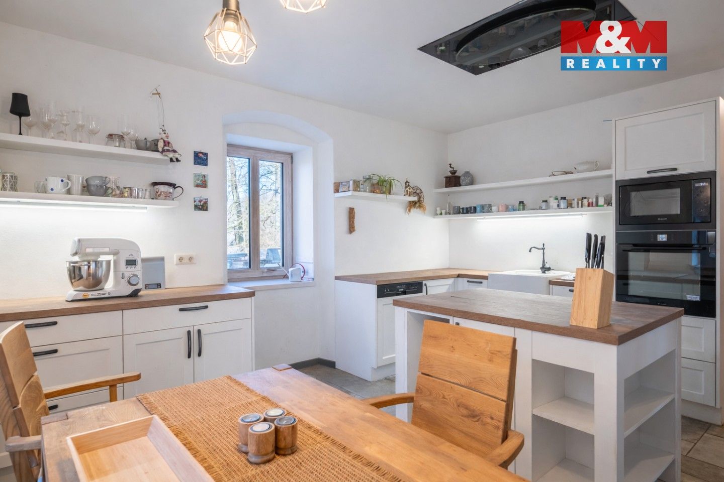 Prodej rodinný dům - Lipnice, Jílovice, 429 m²