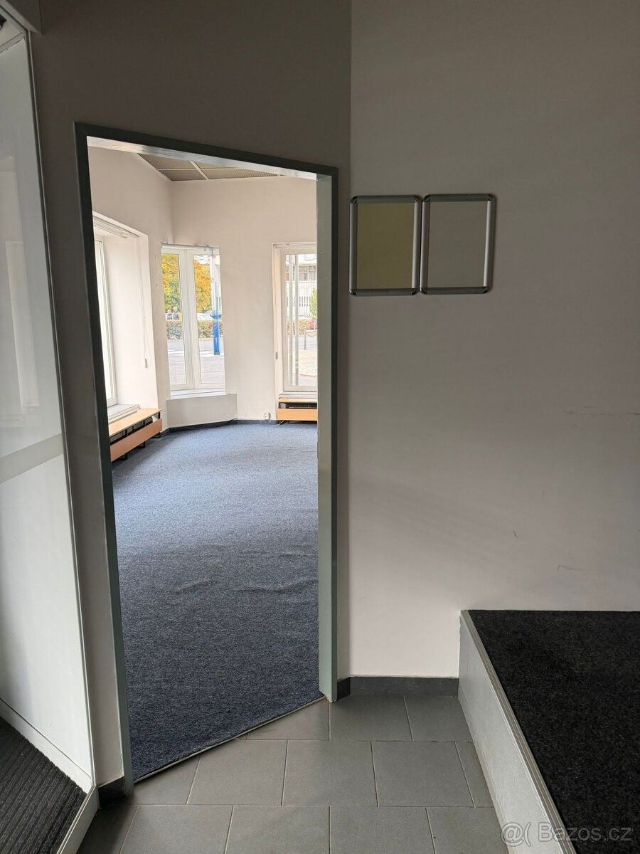 Obchodní prostory · Chomutov, 430 01 - 4
