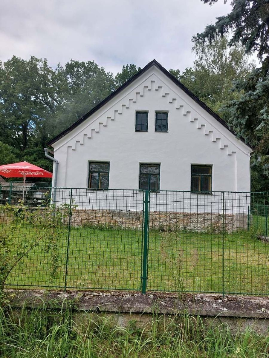 Chaty, Lásenice, Jihočeský kraj - 1