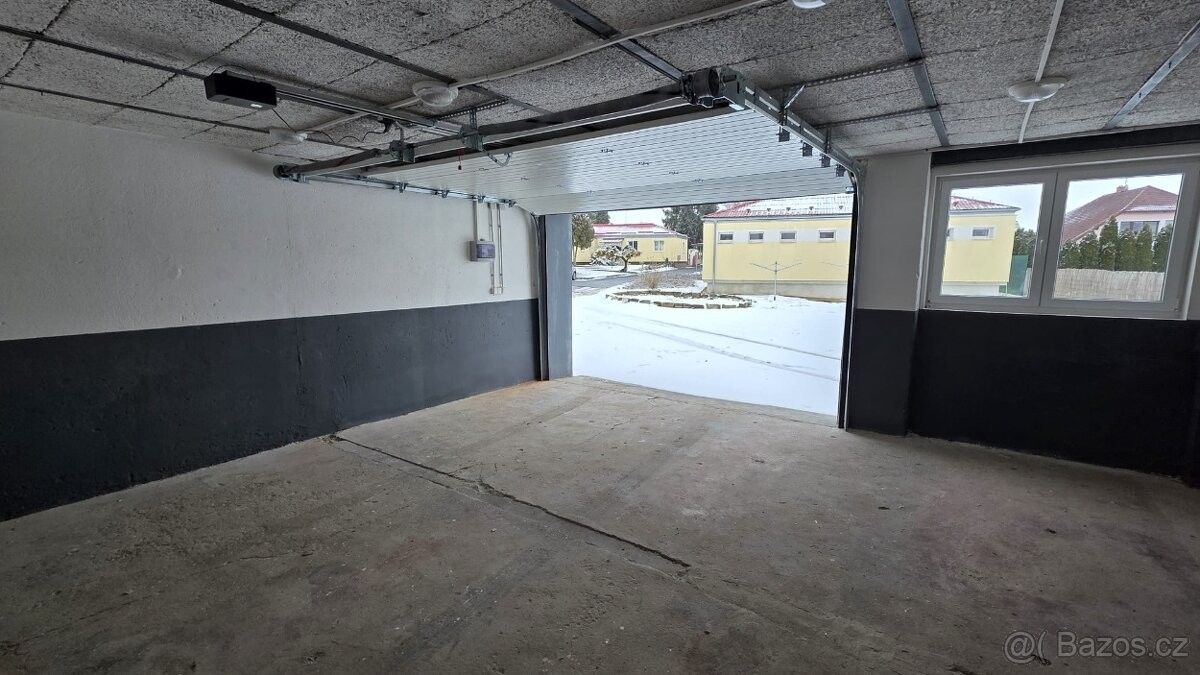 Garáž · Mšené-lázně, 411 19 - 3