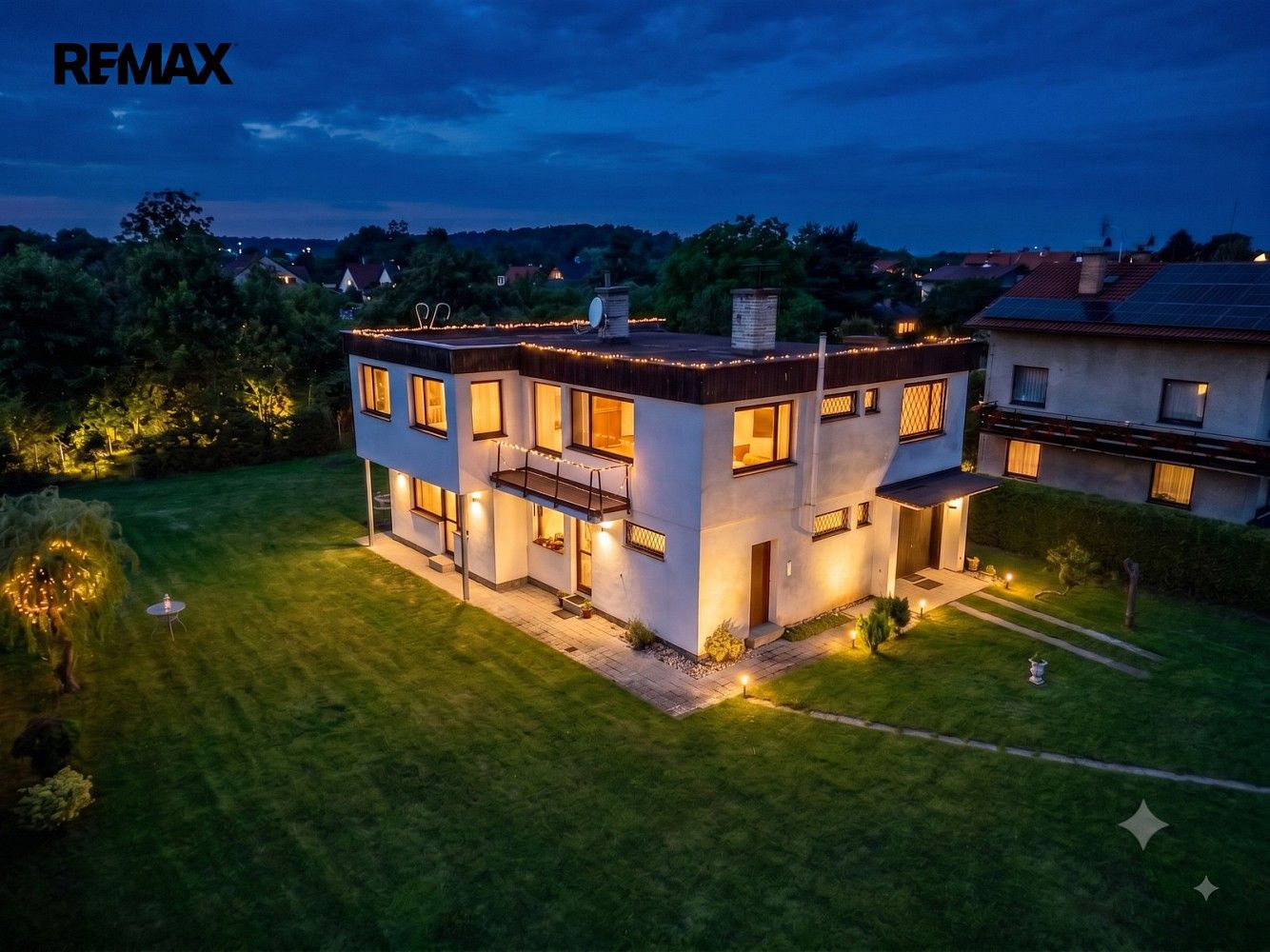 Rodinné domy, Praha - Dubeč, okres Praha 15, Hlavní město Praha, 240 m² - 2