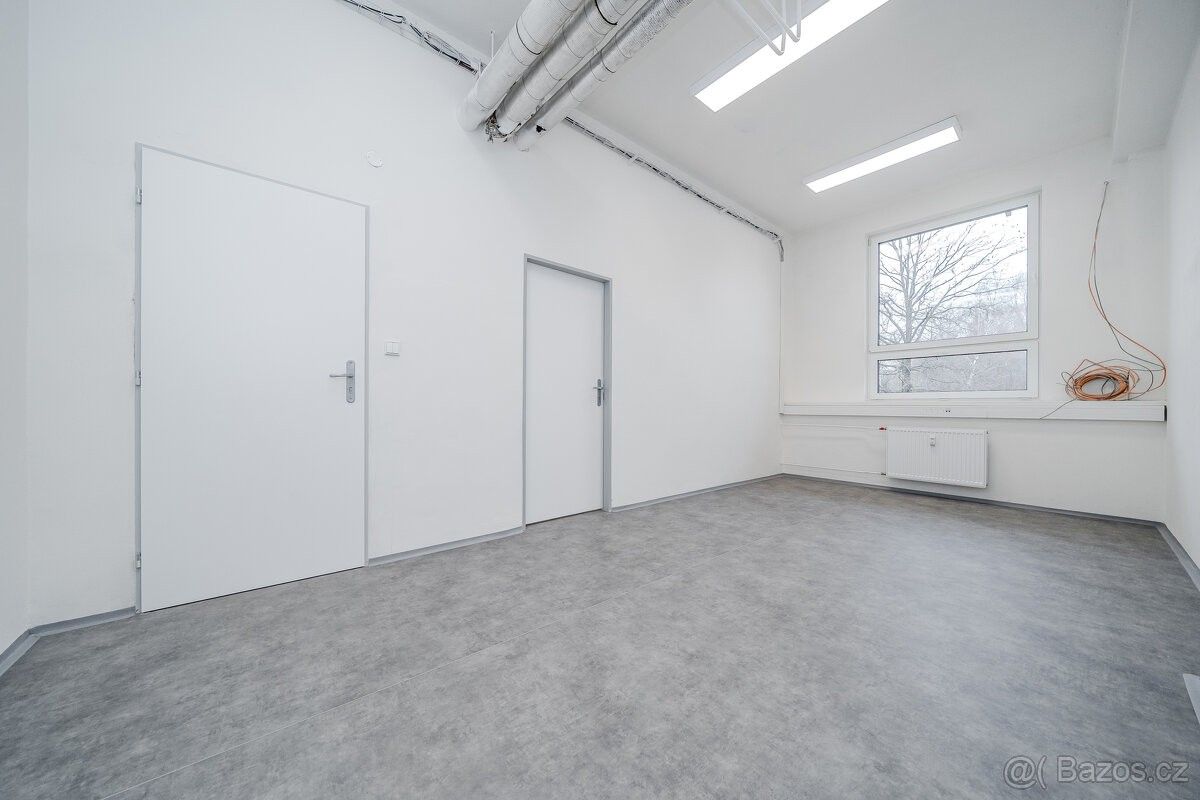 Ostatní, Ostrava, 722 00