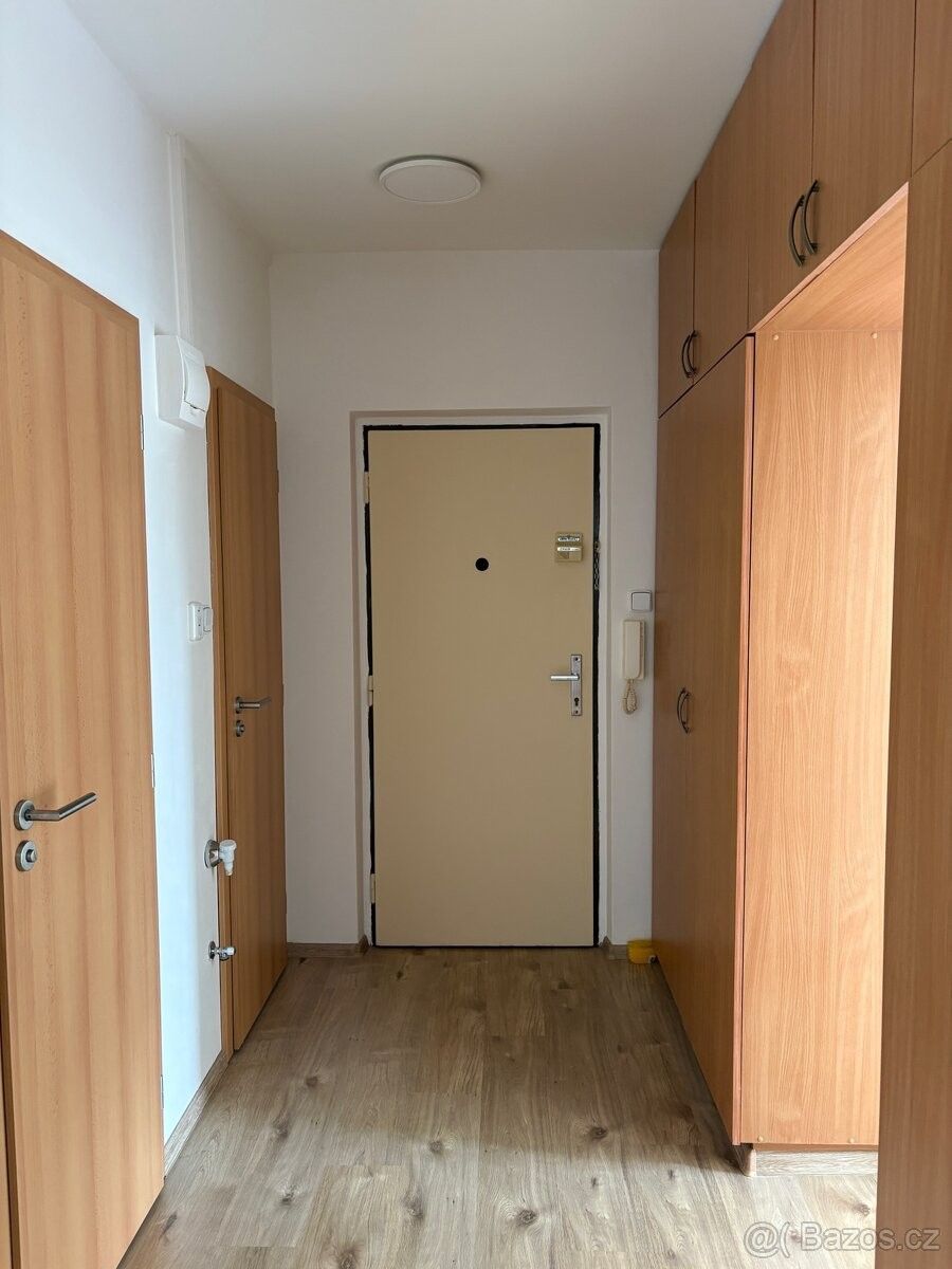 Byty, Nová Role, 362 25 - 1